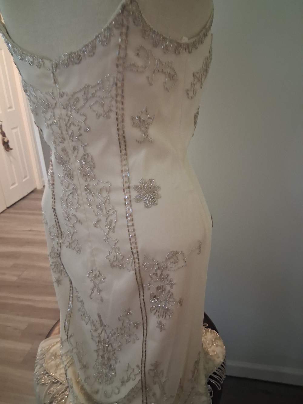 Embellished Ivory Evening Dress with Beaded Detail - Picture 8 of 13